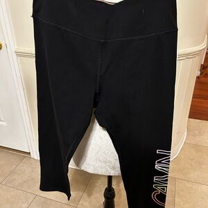 New with tags Calvin Klein Performance Crop high waist leggings size large